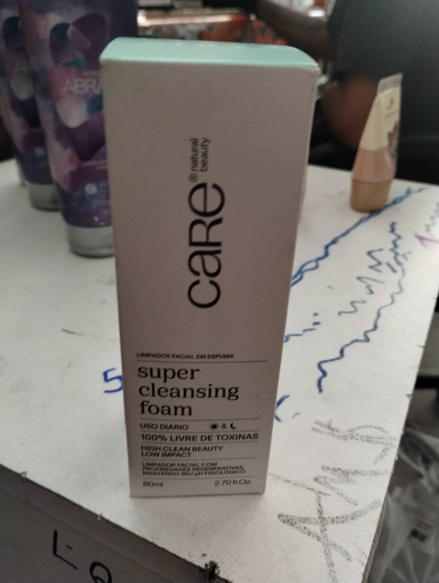 Limpiador facial en espuma Super Cleansing Foam