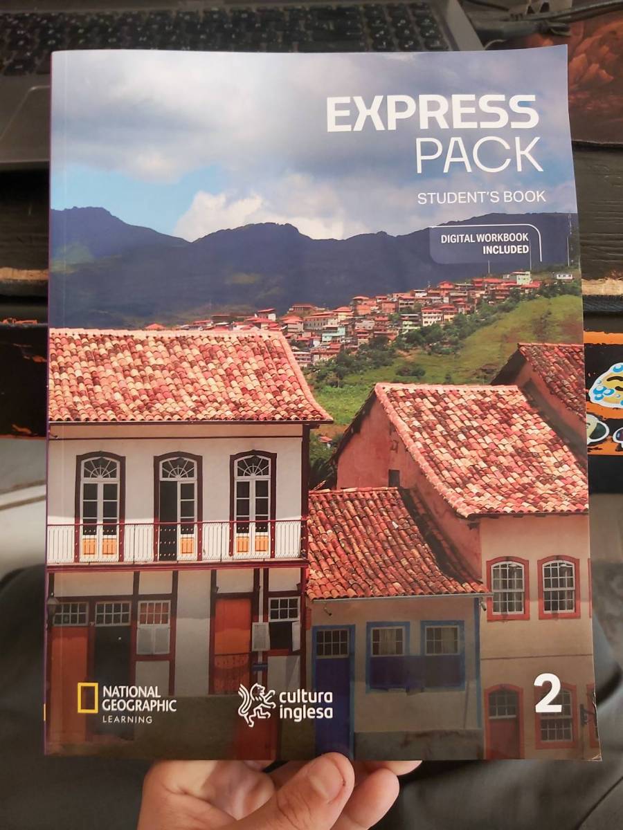 Livro didático de inglês - Express Pack Student's Book