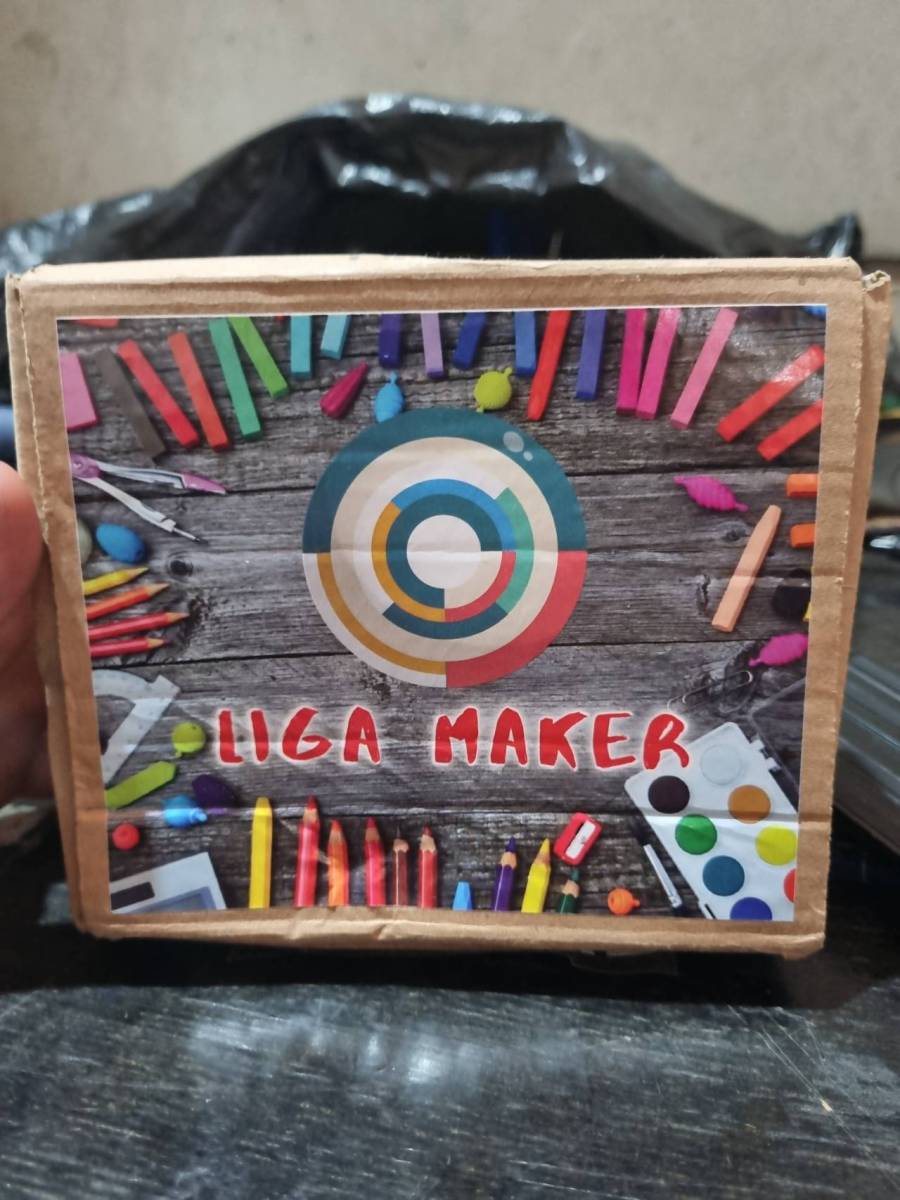 Kit de materiais para artesanato e pintura