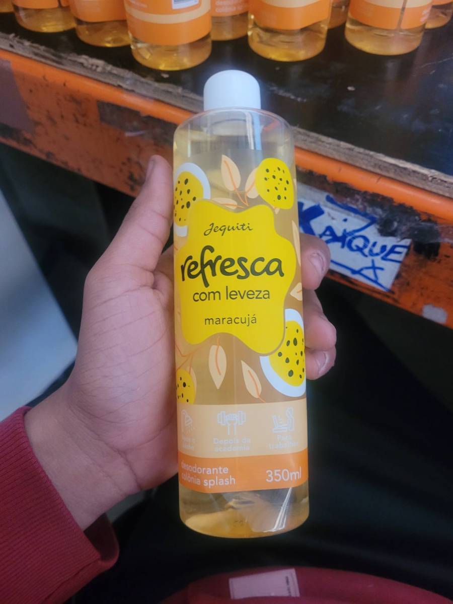 Desodorante colônia splash Refresca com leveza maracujá