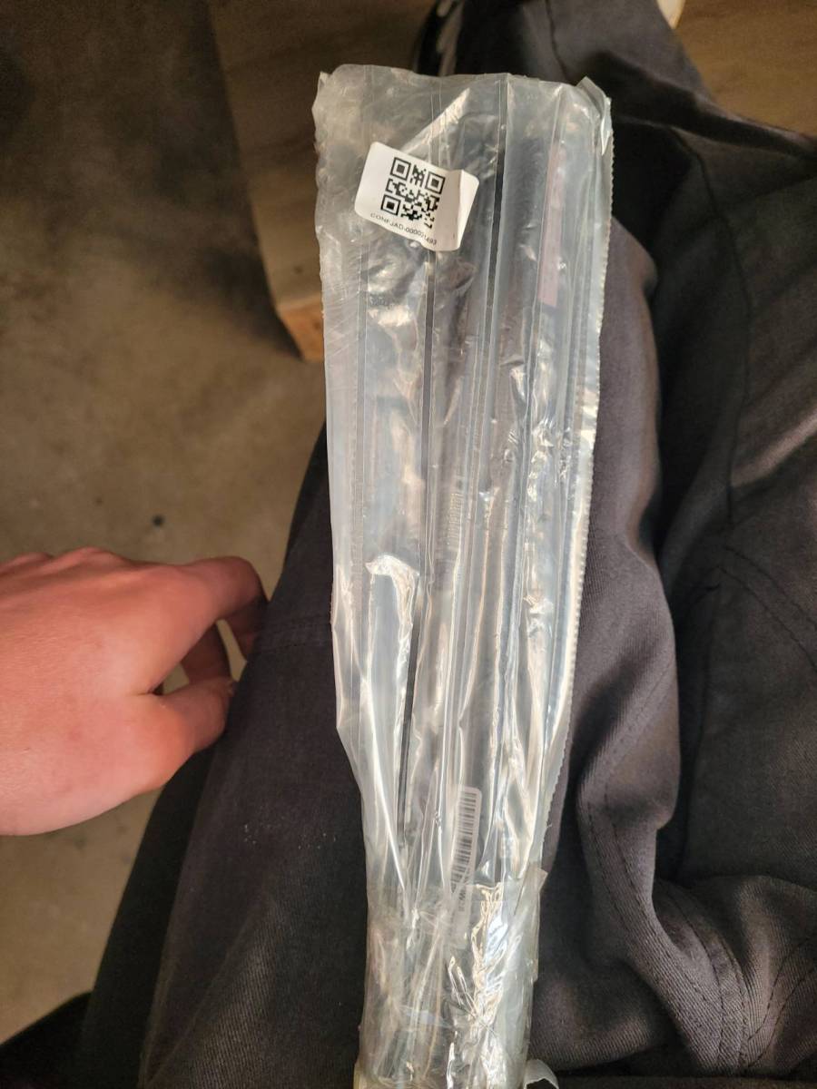 Kit de cabos ou mangueiras flexíveis (possivelmente para uso automotivo ou industrial)