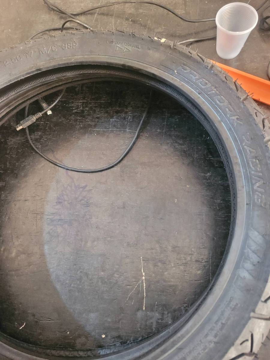 Pneu para motocicleta