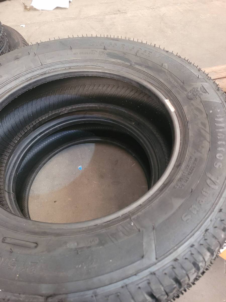 Pneu para automóvel 215/65 R16 96R
