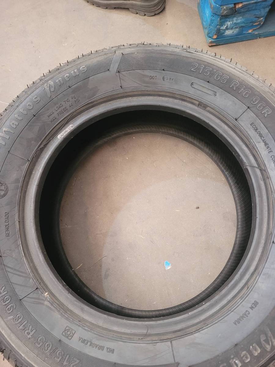 Pneu para automóvel 215/65 R16 96R