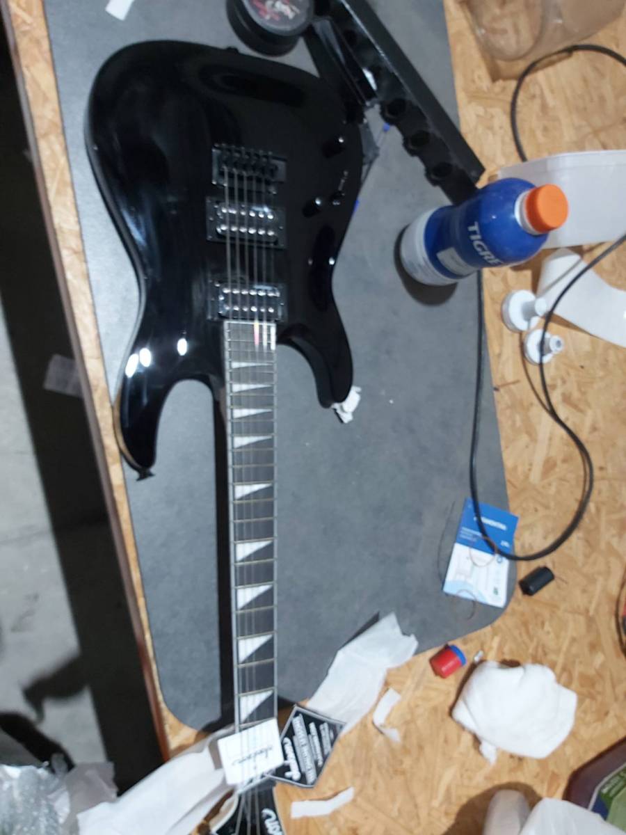 Guitarra Canhota Jackson Dinky Arch Top Js22