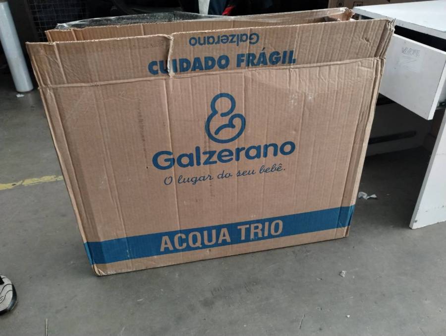 Cadeira de alimentação para bebê Acqua Trio
