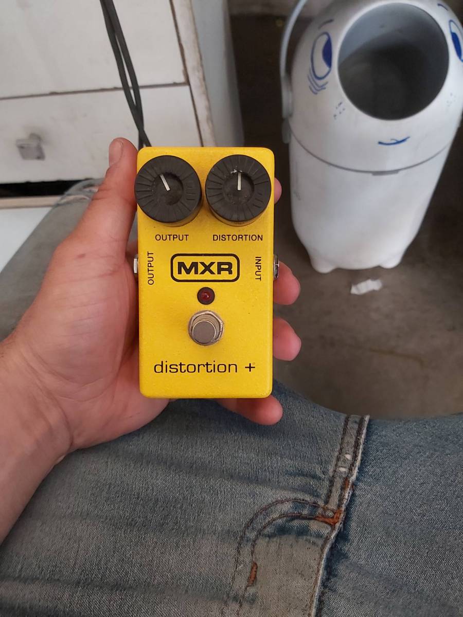 Pedal de guitarra MXR Distortion +
