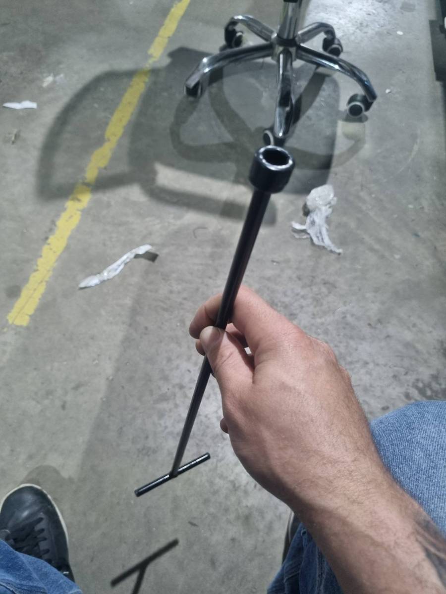 Chave de roda tipo T