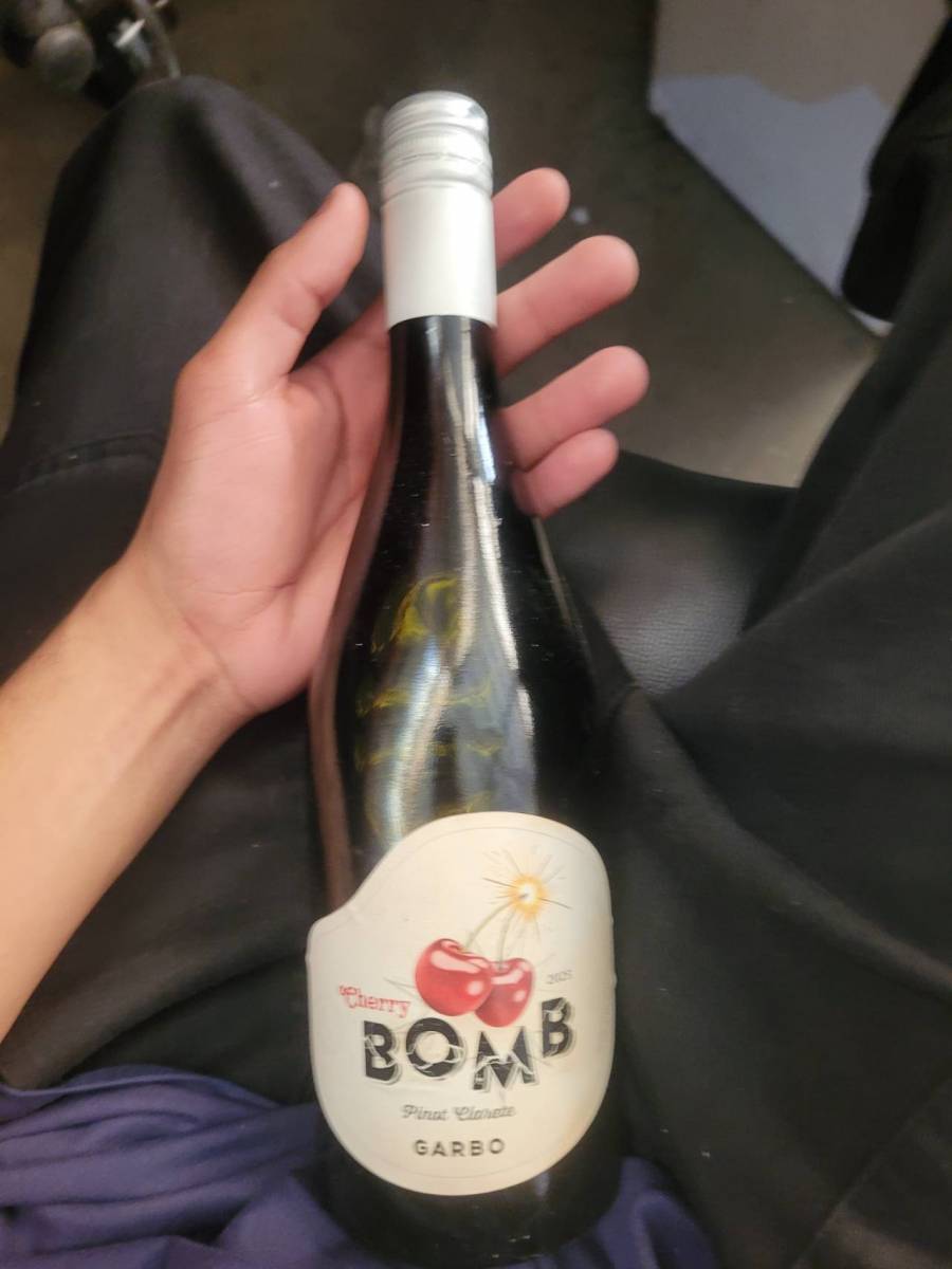 Vinho Cherry Bomb Pinot Noir Clarete