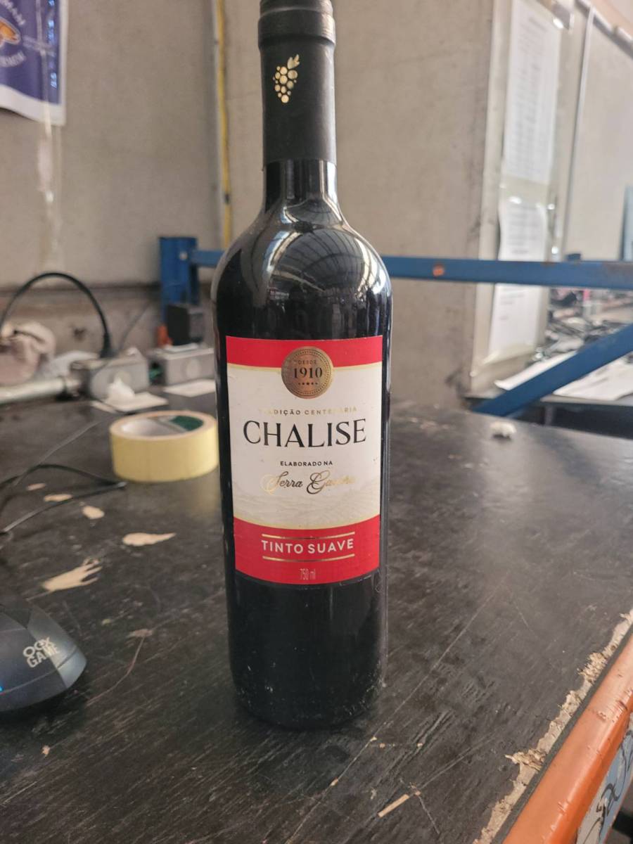 Vinho de mesa tinto suave