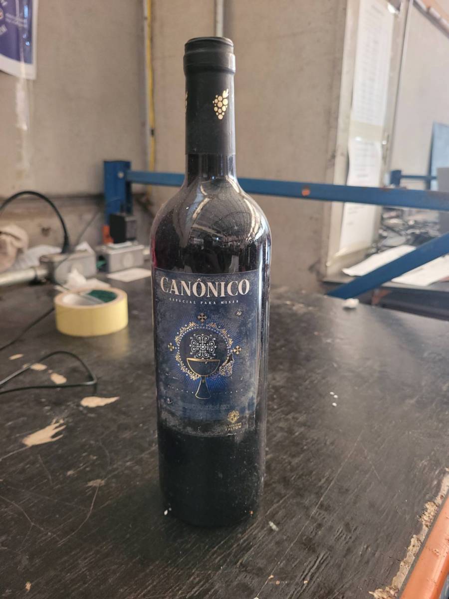 Vinho tinto Canônico especial para missa
