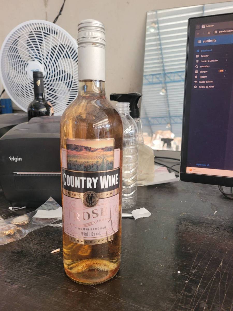 Vinho de mesa rosé suave