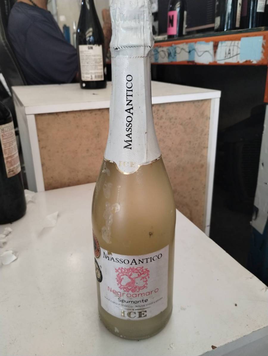 Vinho Espumante Masso Antico Negroamaro Spumante Ice