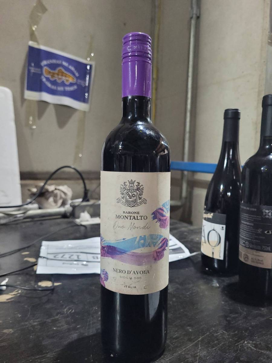 Vinho tinto Nero d'Avola Barone Montalto