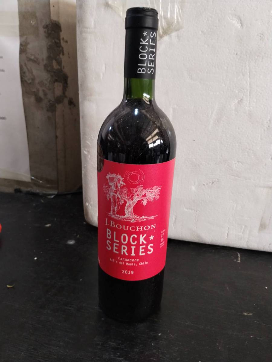 Vinho tinto Block Series Carmenere 2019