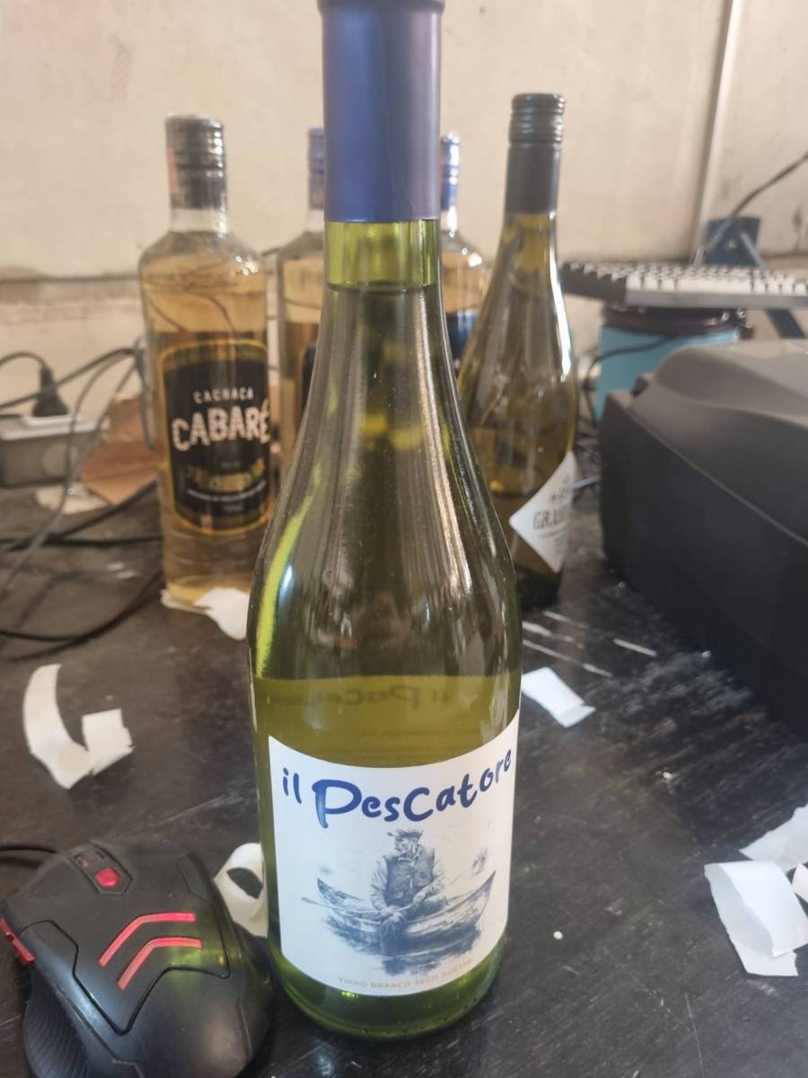Vinho branco seco Il Pescatore