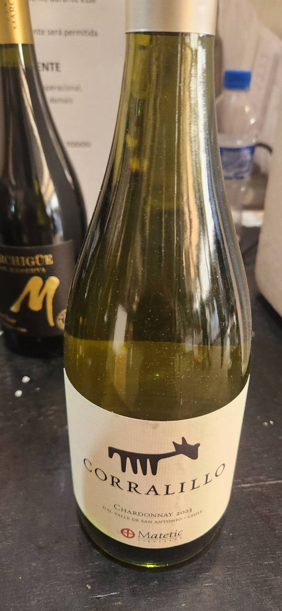 Vinho branco Chardonnay 2023
