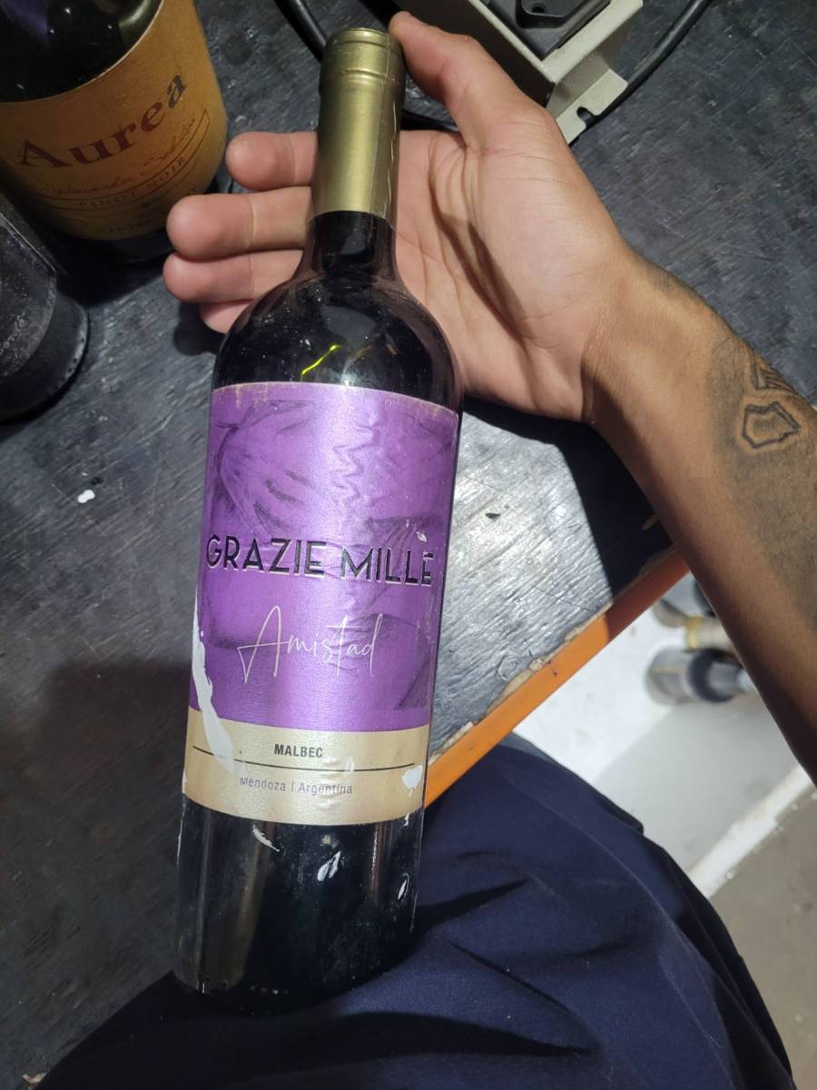 Vinho tinto Malbec Grazie Mille Amistad 2022