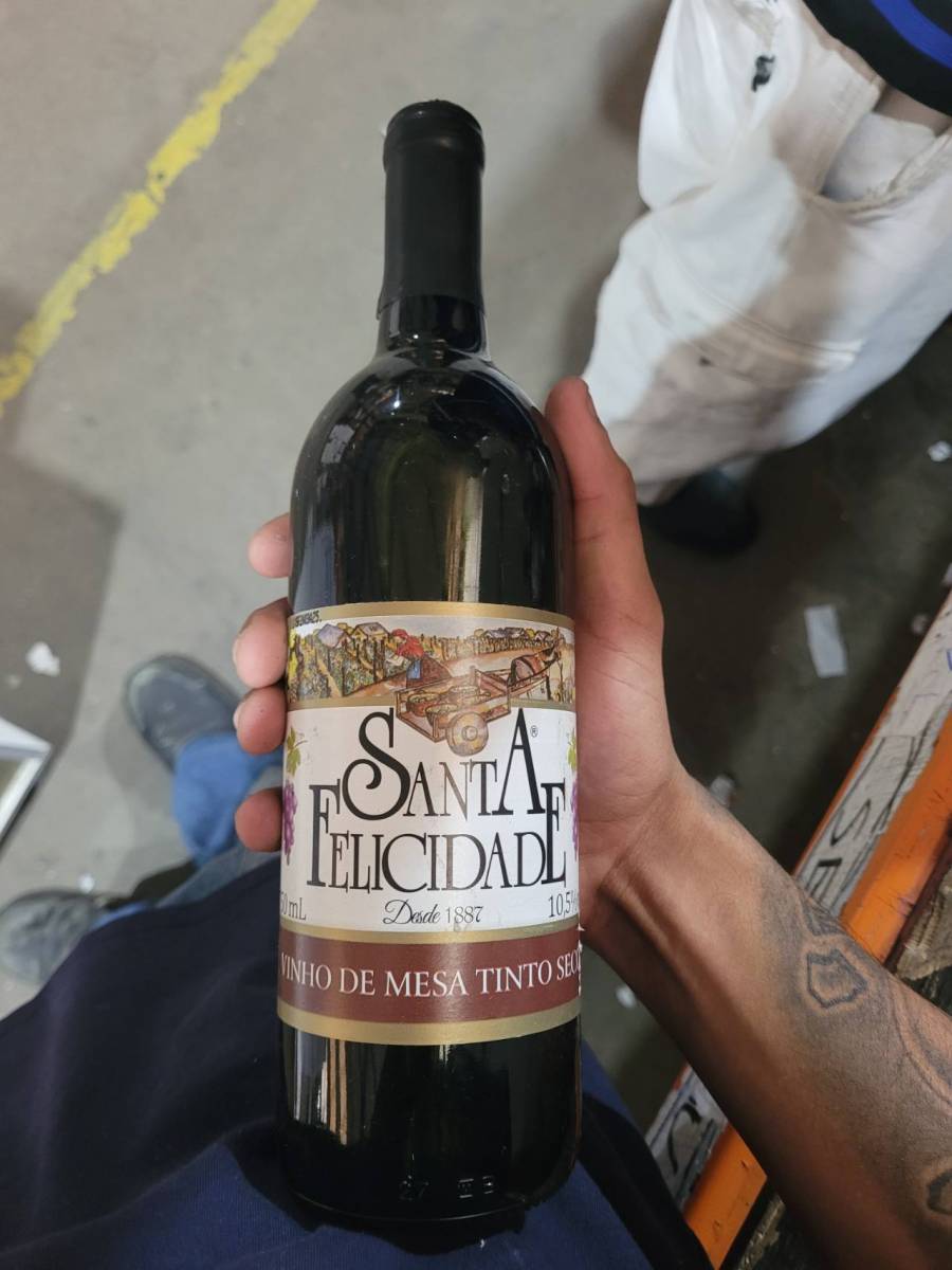 Vinho de Mesa Tinto Seco Santa Felicidade