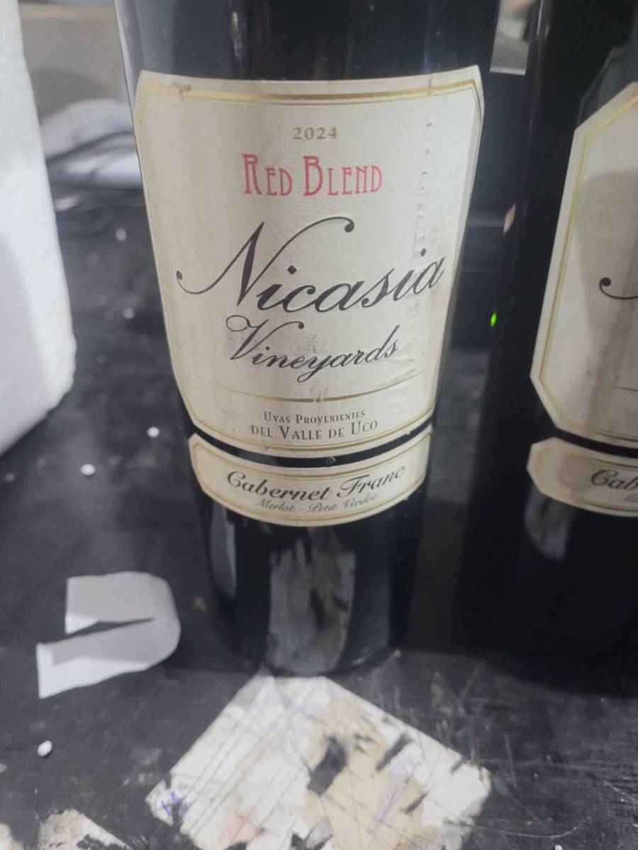 Vinho tinto Red Blend Nicasia Vineyards Cabernet Franc Merlot Petit Verdot
