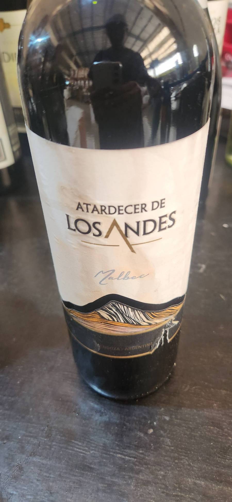 Vinho tinto meio seco Malbec