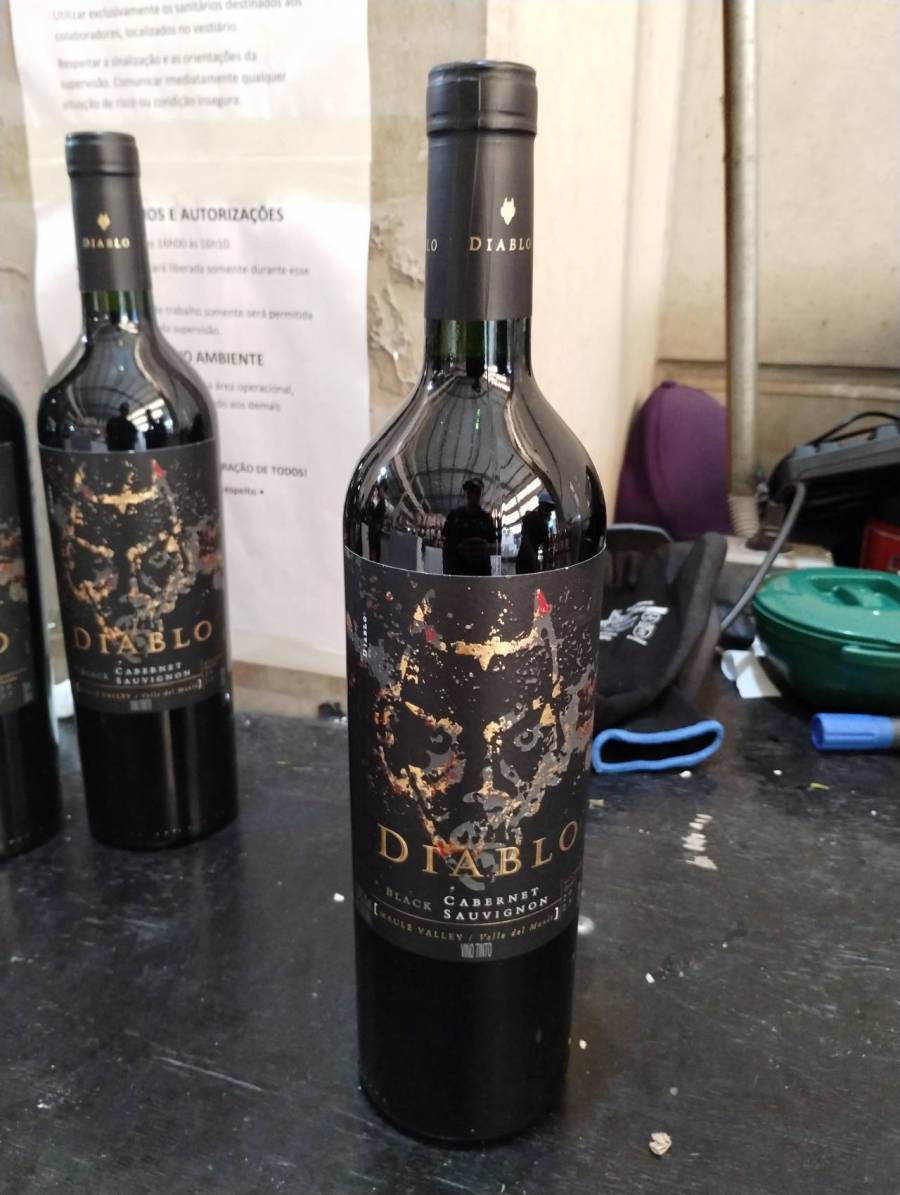 Vinho tinto Diablo Black Cabernet Sauvignon