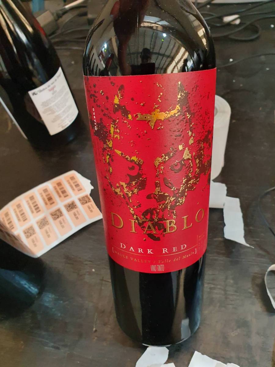 Vinho tinto Diablo Dark Red