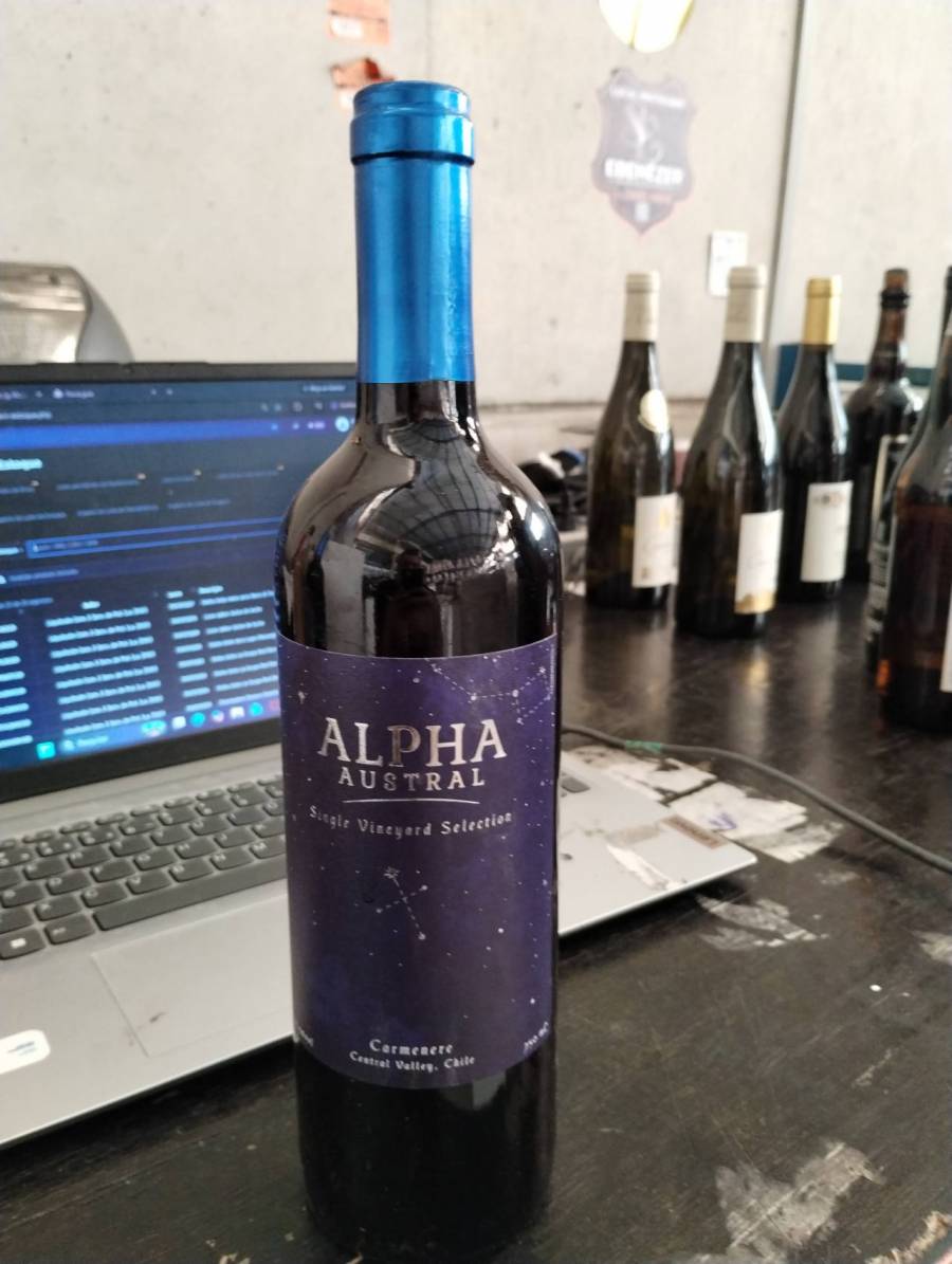 Vinho tinto Alpha Austral Carménère