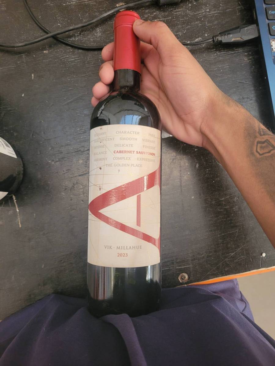 Vinho tinto seco Cabernet Sauvignon