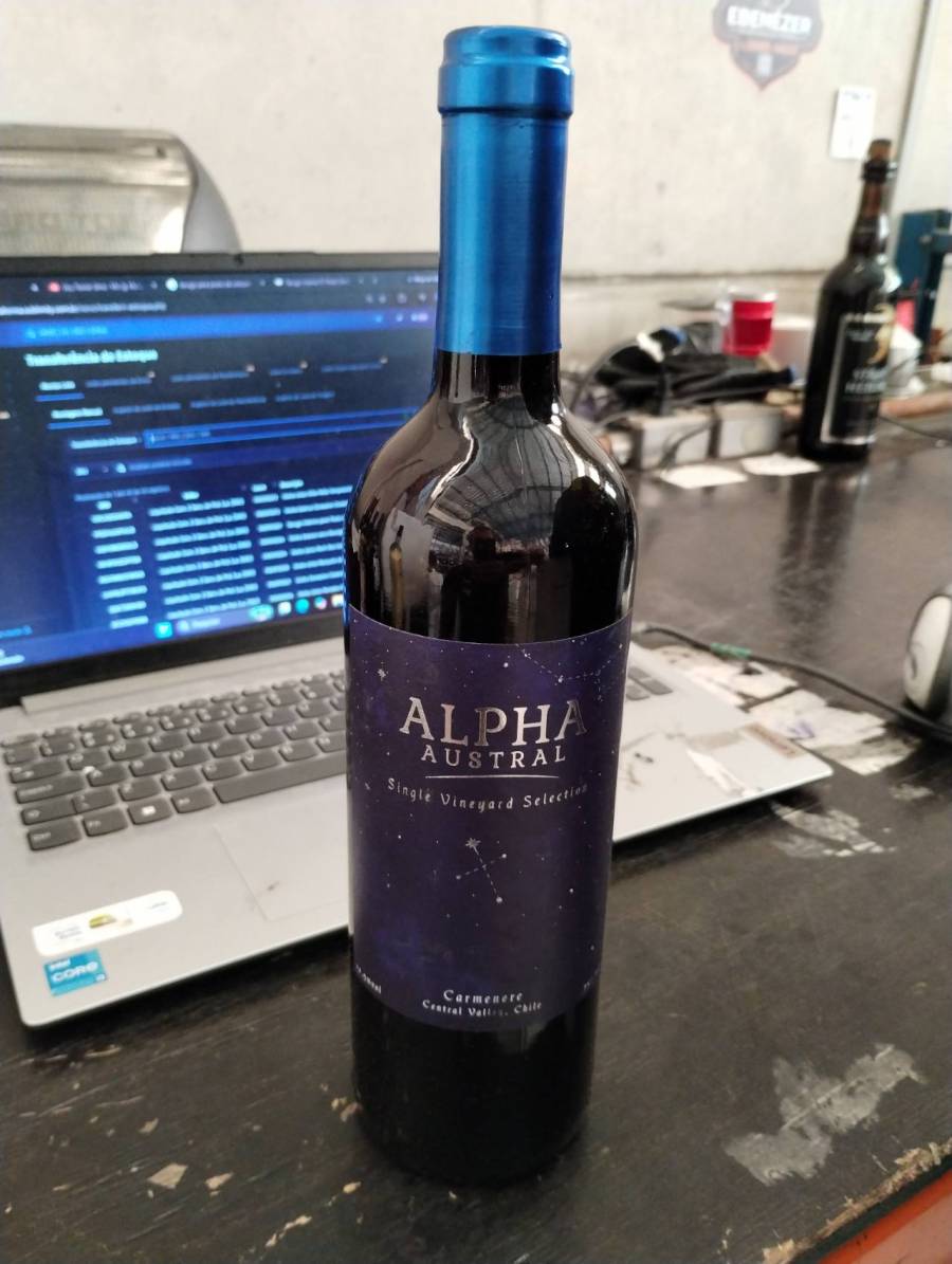Vinho tinto Alpha Austral Carménère
