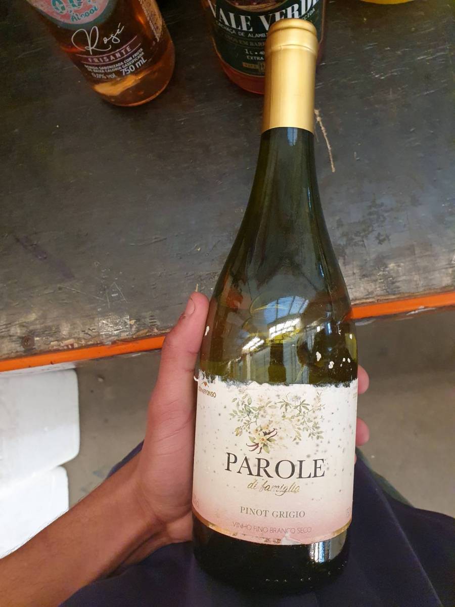 Vinho branco seco Parole di Famiglia Pinot Grigio