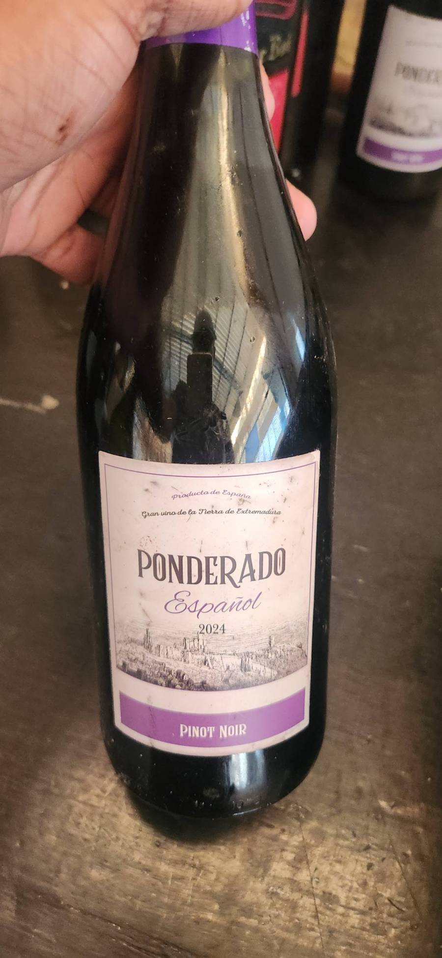 Vinho tinto Pinot Noir Ponderado Español 2024