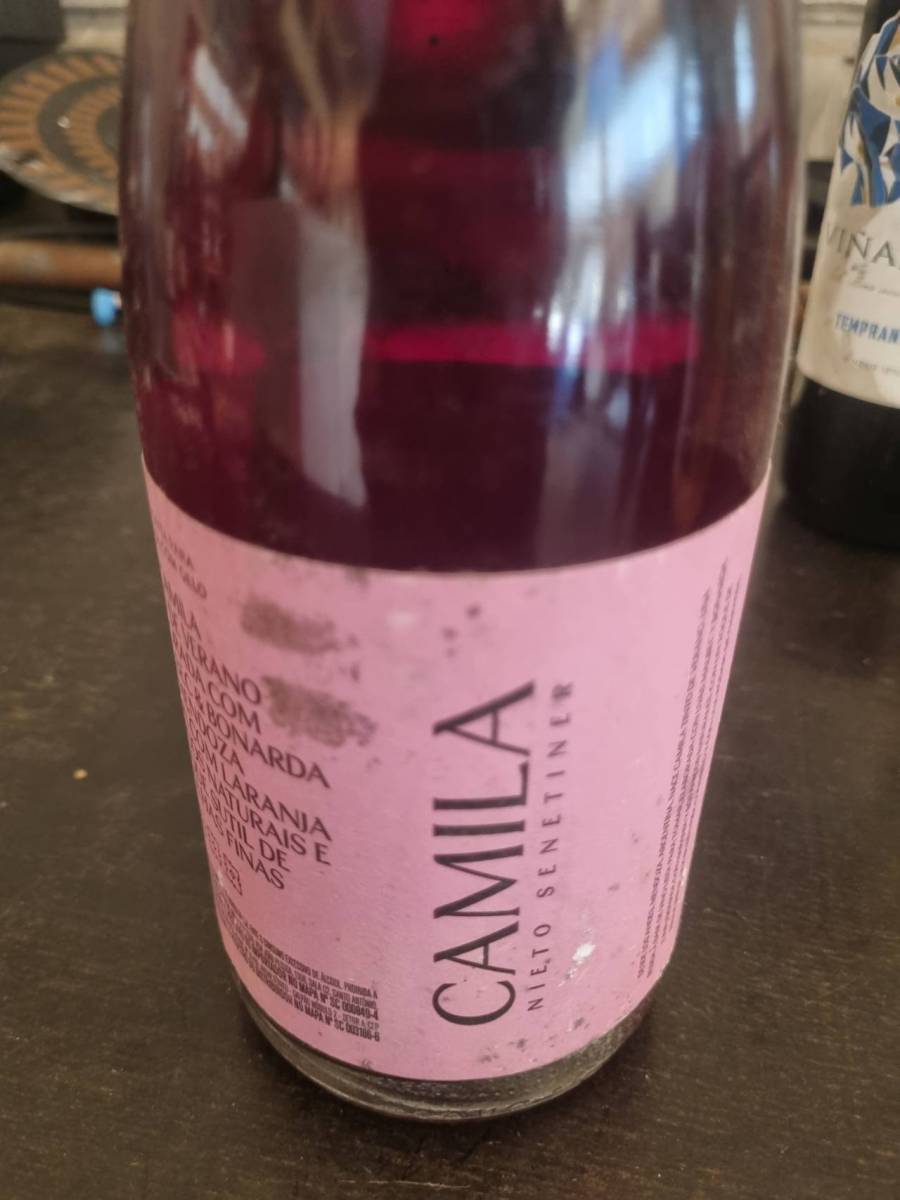 Vinho rosé Camila Nieto Senetiner