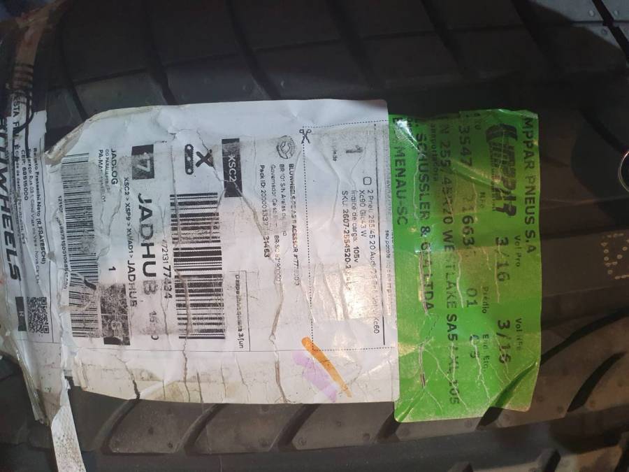 Pneu 255/40 R20 Audi Q7
