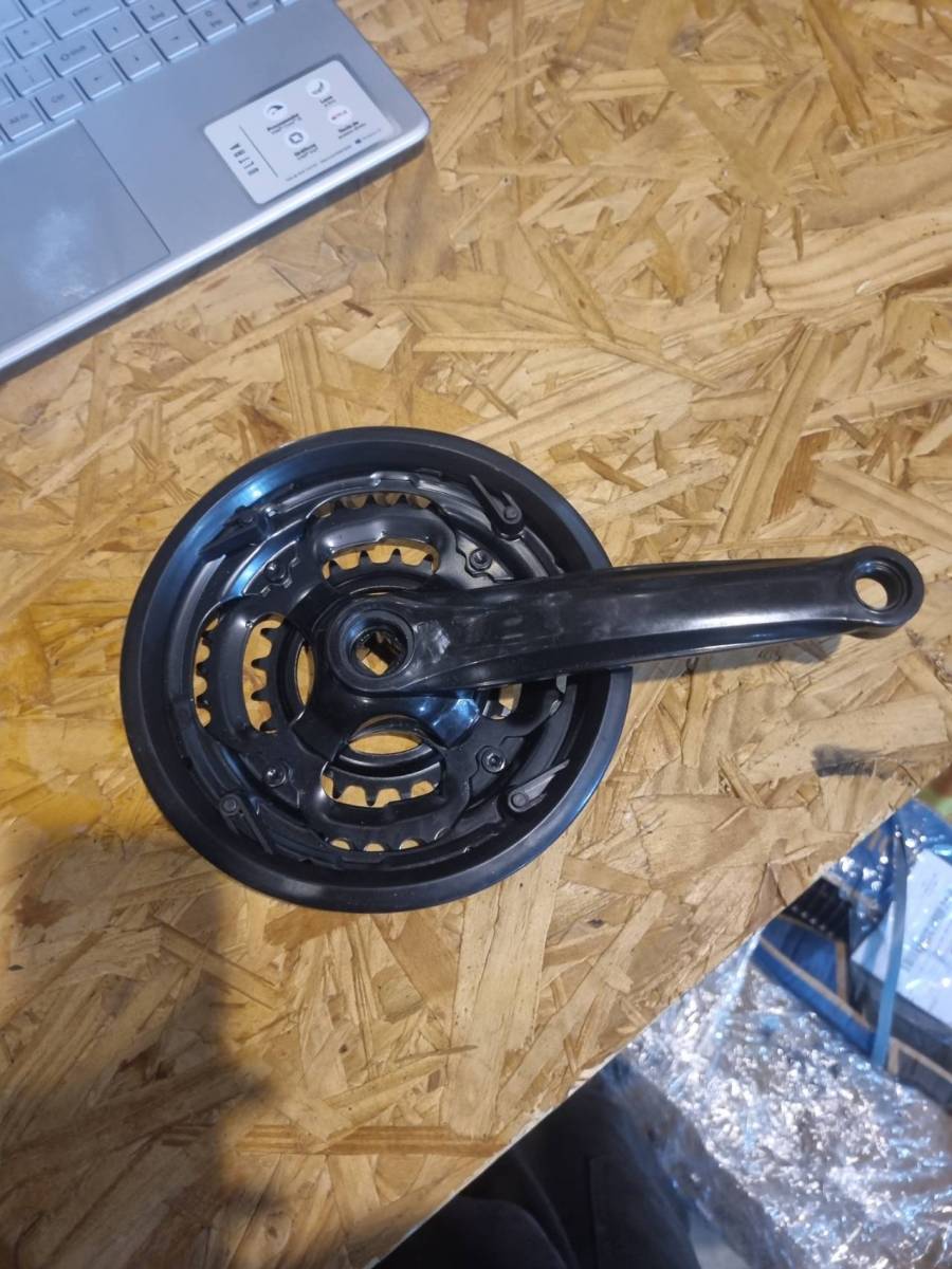 Pedivela para bicicleta com coroa tripla