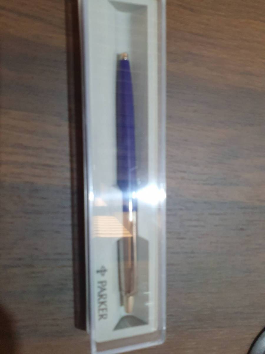 Caneta esferográfica
