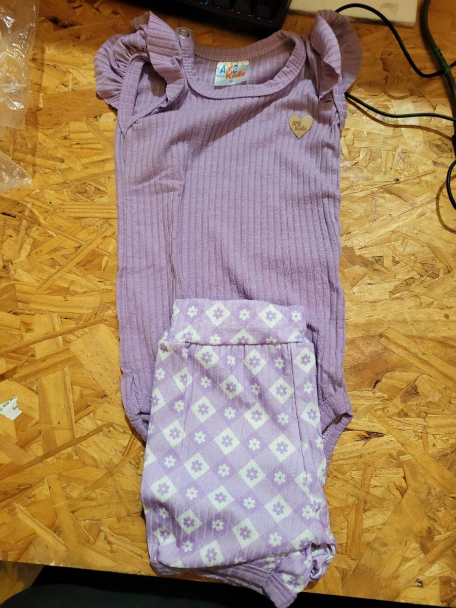 Conjunto infantil feminino com body e calça