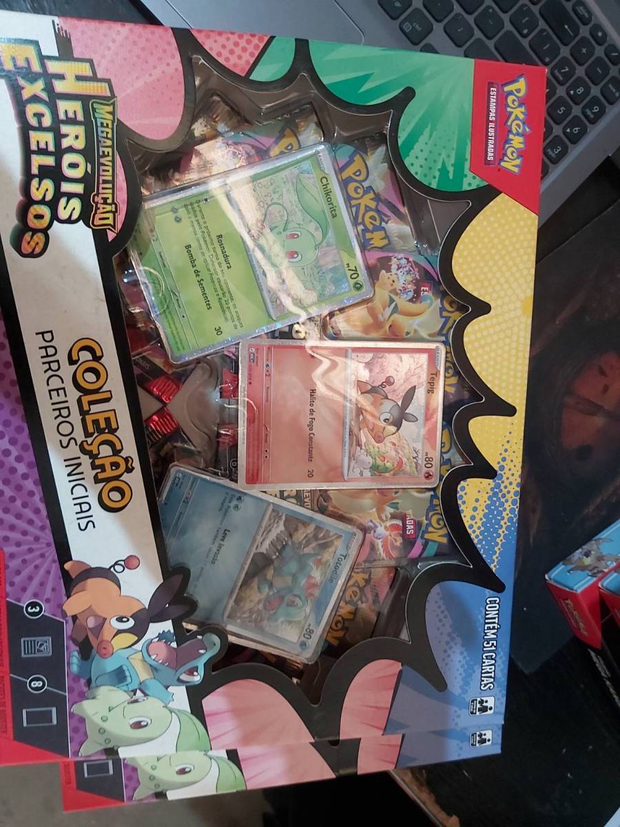 Coleção de cartas Pokémon Mega Evolução Heróis Excelso Parceiros Iniciais