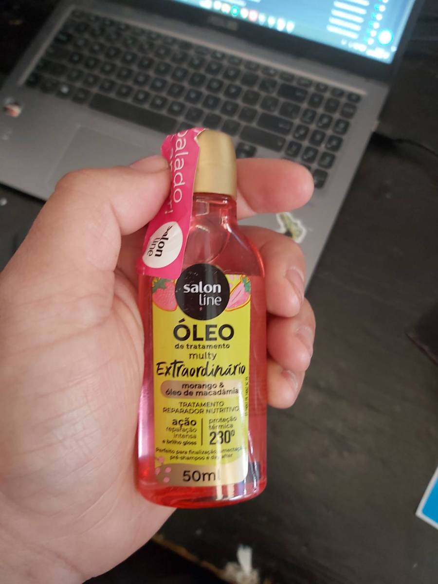 Óleo de tratamento multy Extraordinário morango e óleo de macadâmia
