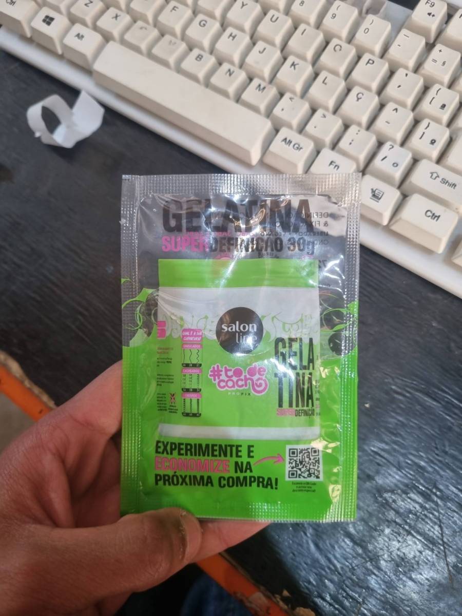Gelatina Super Definição para cabelo cacheado