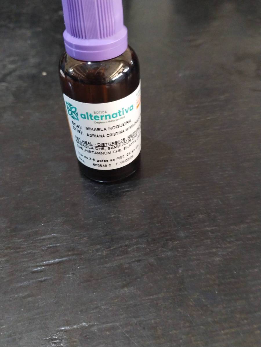 Frasco de medicamento homeopático líquido