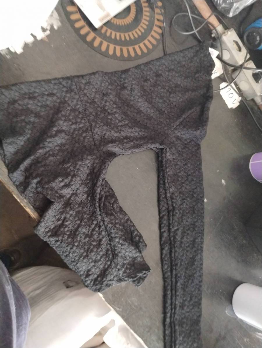 Camisa feminina texturizada preta
