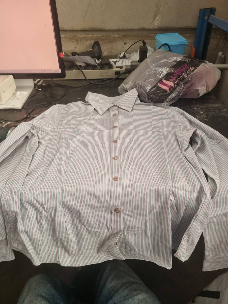 Camisa social feminina listrada