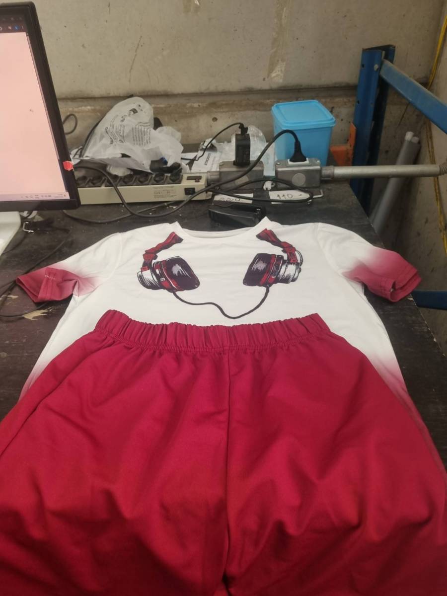 Conjunto infantil camiseta e shorts