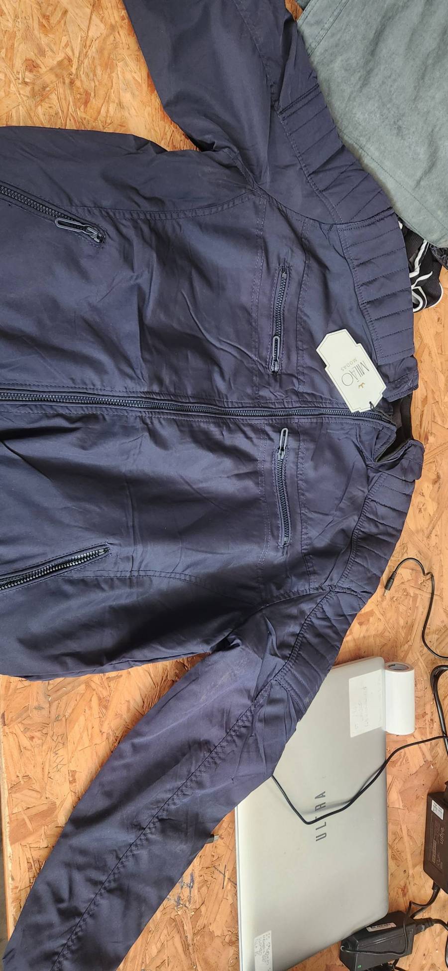 Jaqueta masculina com zíper