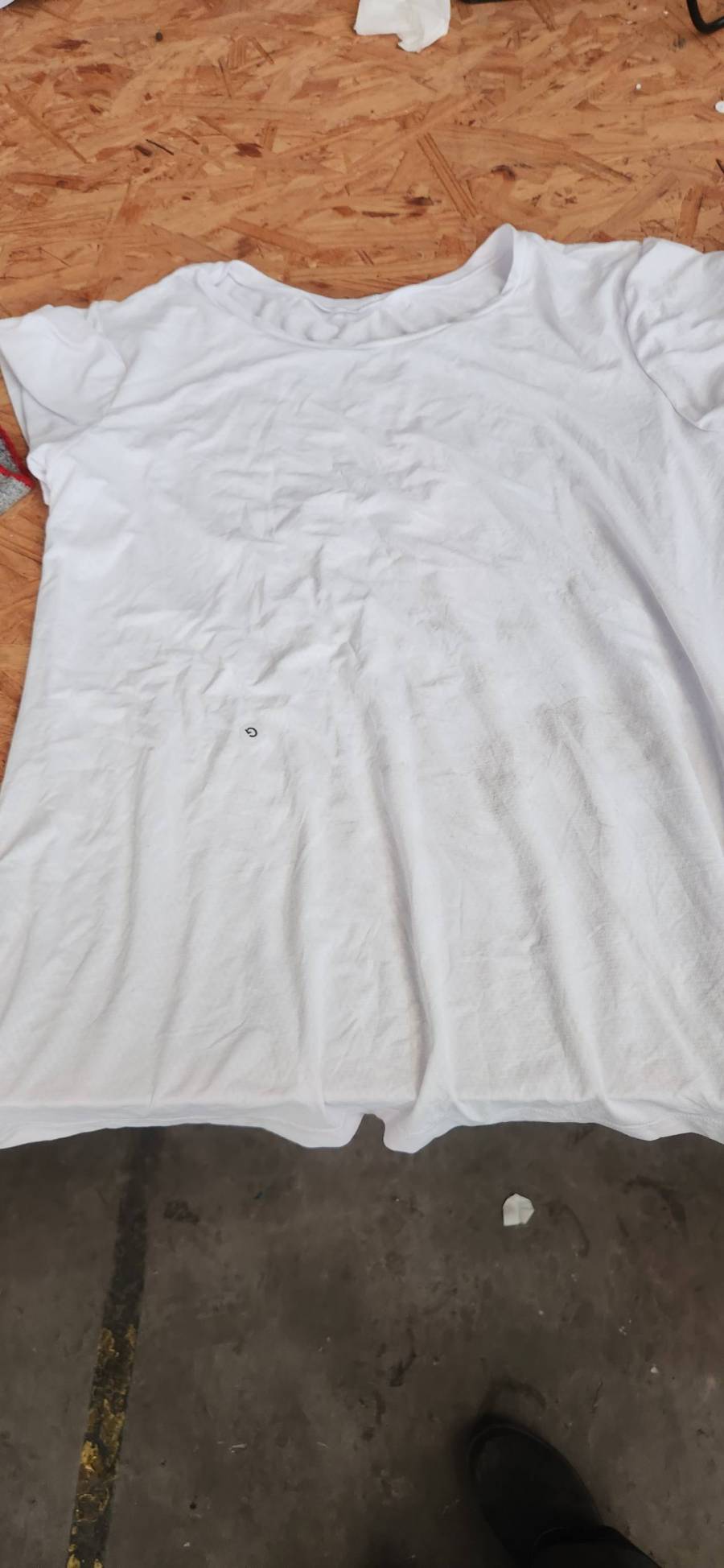 Camiseta básica feminina