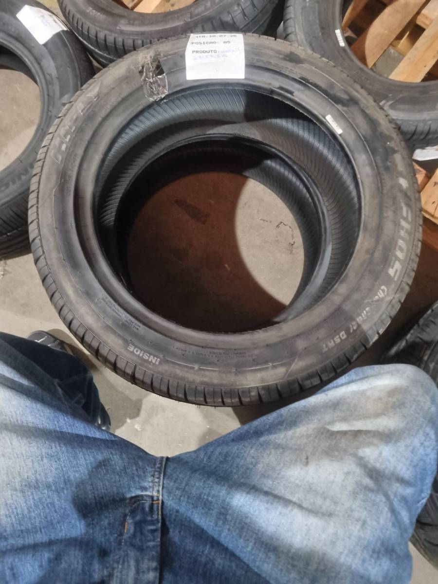 Pneu automotivo 205/55R17 95W HF 805