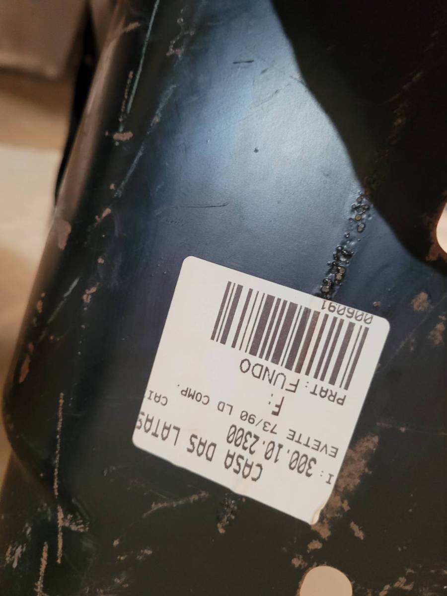 Peça automotiva metálica