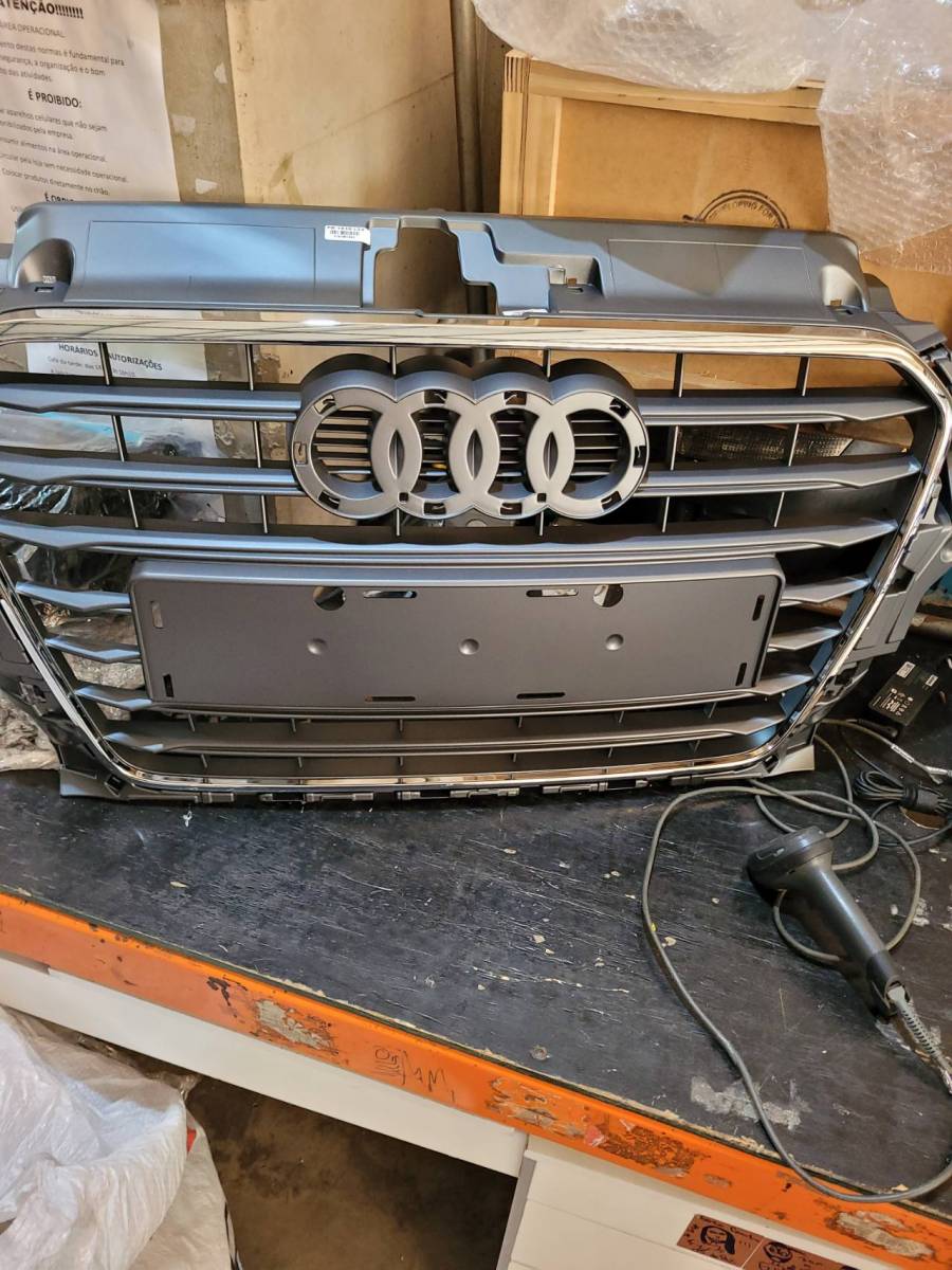Grade frontal para carro