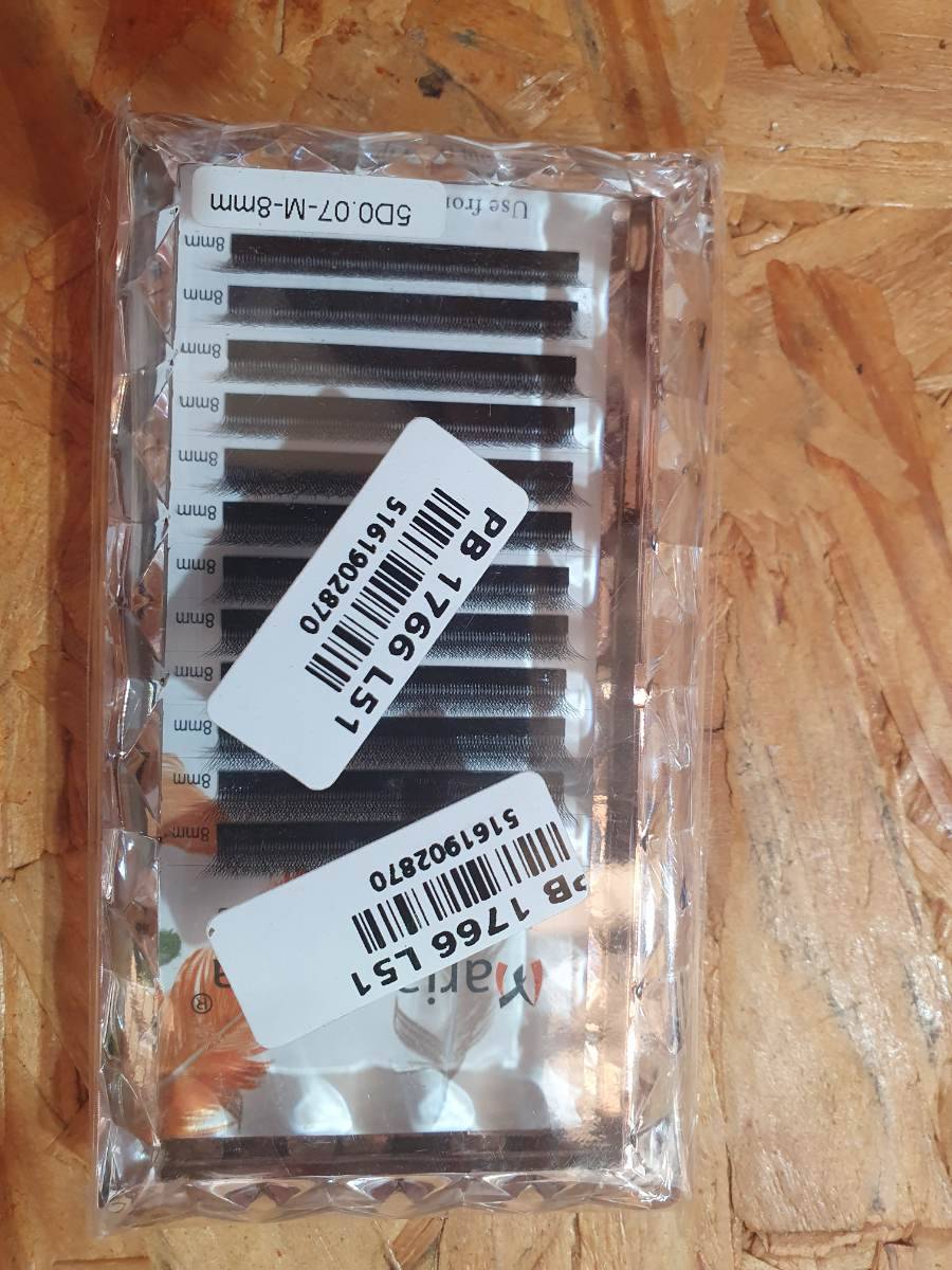Cartela com 10 molas de compressão